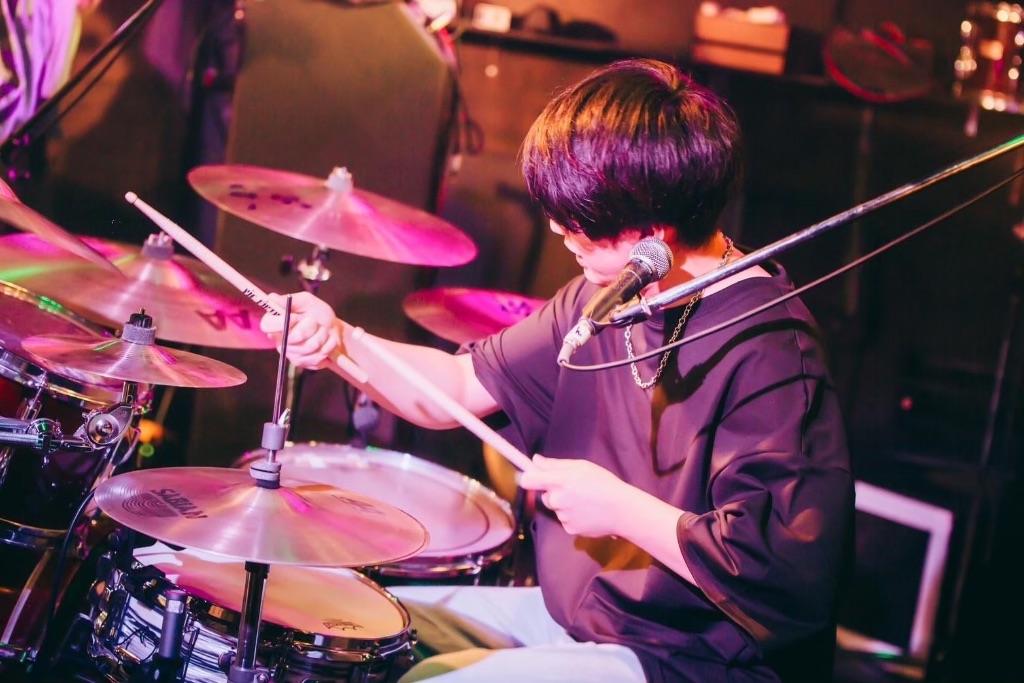 ドラム講師 Tetsuya